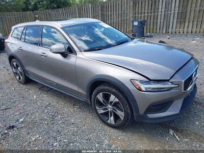 YV4102WK9L1****** 2020 Volvo V60