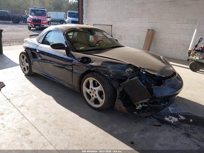 WP0CA2985YU****** 2000 Porsche Boxster