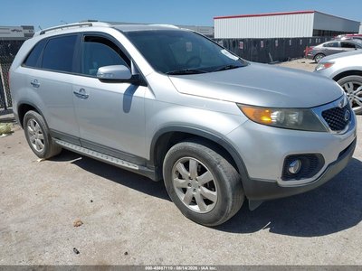 5XYKT3A65DG****** 2013 Kia Sorento