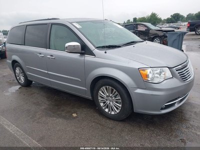 2C4RC1CG6FR****** 2015 Chrysler Town & Country