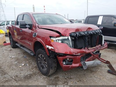 2016 Nissan Titan