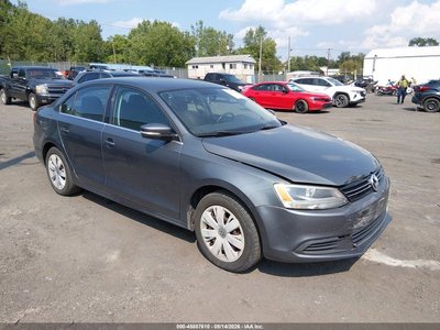 3VWDP7AJ3DM****** 2013 Volkswagen Jetta