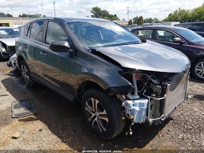 2T3ZFREV9JW****** 2018 Toyota RAV4