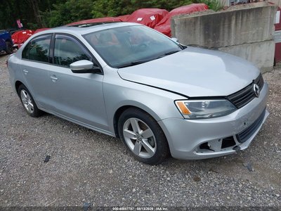 3VW3L7AJ0CM****** 2012 Volkswagen Jetta