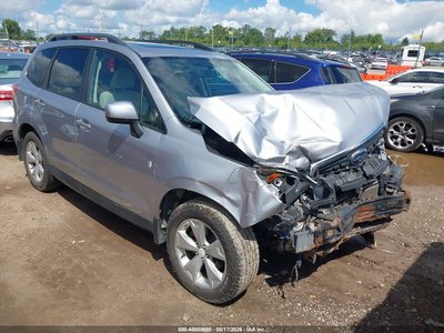 JF2SJADC0FH****** 2015 Subaru Forester