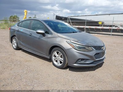 1G1BE5SM1J7****** 2018 Chevrolet Cruze