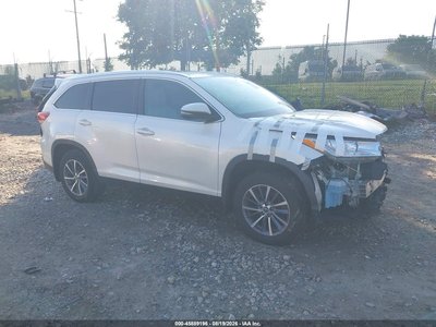 5TDJZRFH0KS****** 2019 Toyota Highlander