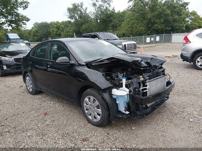 3KPA24ADXPE****** 2023 Kia Rio