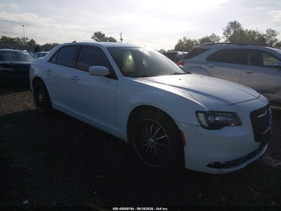 2C3CCAGG3JH****** 2018 Chrysler 300