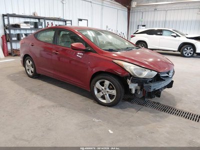 KMHDH4AE8DU****** 2013 Hyundai Elantra