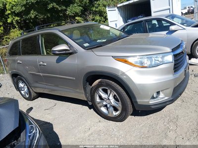 5TDDKRFH6FS****** 2015 Toyota Highlander