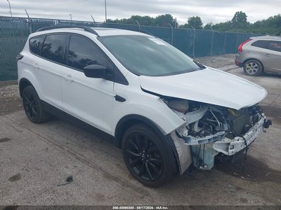 1FMCU0GD0HU****** 2017 Ford Escape