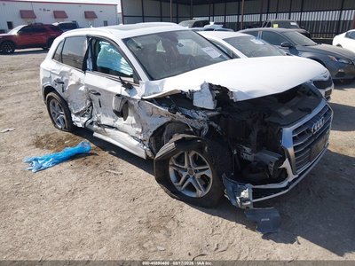 WA1ANAFY0J2****** 2018 Audi Q5