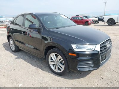 WA1ECCFS2HR****** 2017 Audi Q3