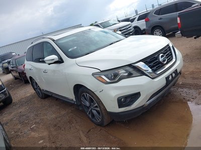 5N1DR2MN4HC****** 2017 Nissan Pathfinder