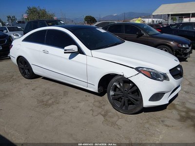 WDDKJ6FB3GF****** 2016 Mercedes-Benz E-Class