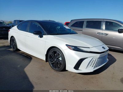 2025 Toyota Camry Hybrid