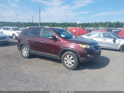 5XYKT3A65DG****** 2013 Kia Sorento