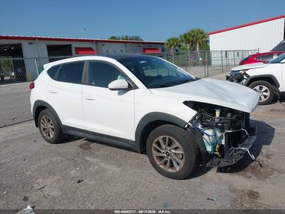 KM8J23A40JU****** 2018 Hyundai Tucson
