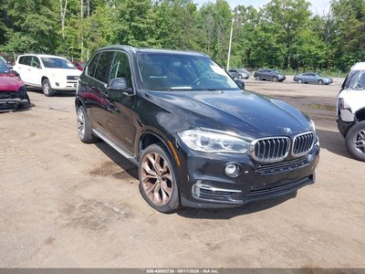 5UXKR0C50G0****** 2016 BMW X5