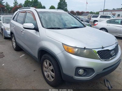 5XYKT4A66CG****** 2012 Kia Sorento