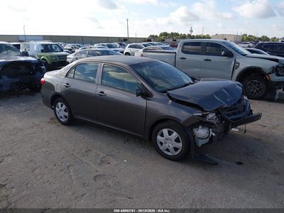 5YFBU4EE8DP****** 2013 Toyota Corolla