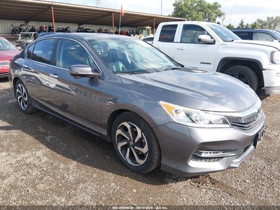 1HGCR2F86GA****** 2016 Honda Accord