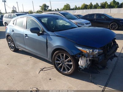 3MZBN1L38JM****** 2018 Mazda 3