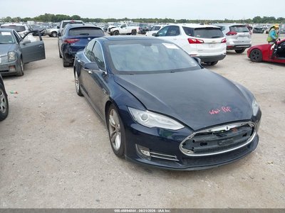 5YJSA1DP6DF****** 2013 Tesla Model S