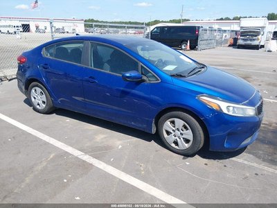 3KPFK4A76HE****** 2017 Kia Forte