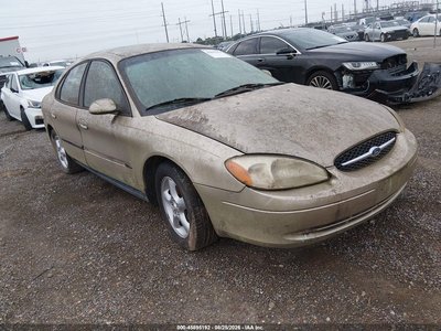 1FAFP55U4YA****** 2000 Ford Taurus