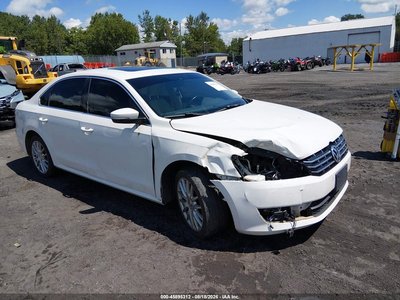 1VWBN7A39EC****** 2014 Volkswagen Passat