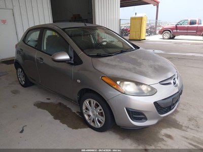 JM1DE1HY9B0****** 2011 Mazda 2