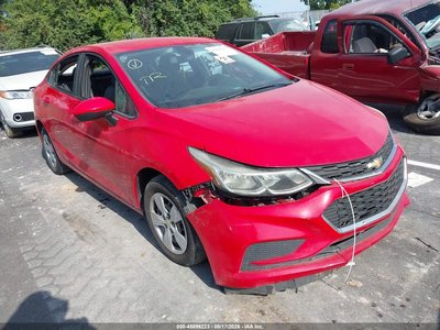 1G1BC5SM5J7****** 2018 Chevrolet Cruze