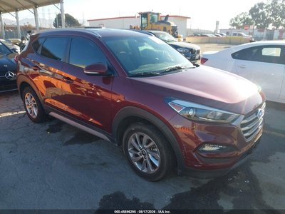 KM8J33A43HU****** 2017 Hyundai Tucson