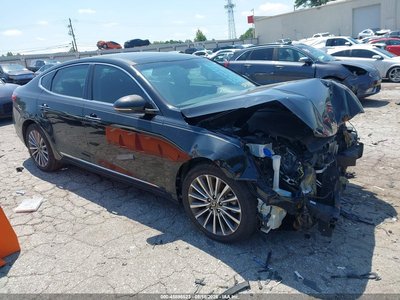 KNALC4J10H5****** 2017 Kia Cadenza