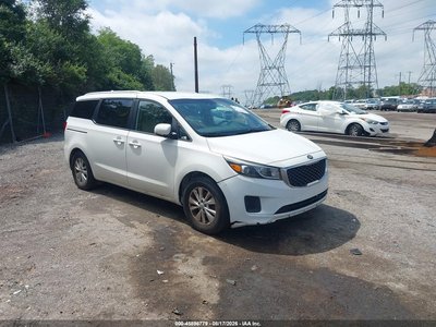 KNDMB5C11F6****** 2015 Kia Sedona