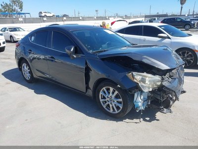 JM1BM1W72G1****** 2016 Mazda 3