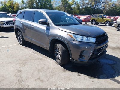 5TDBGRFH1HS****** 2017 Toyota Highlander Hybrid