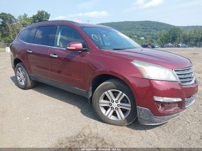 1GNKVHKD7FJ****** 2015 Chevrolet Traverse