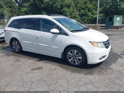 5FNRL5H95FB****** 2015 Honda Odyssey