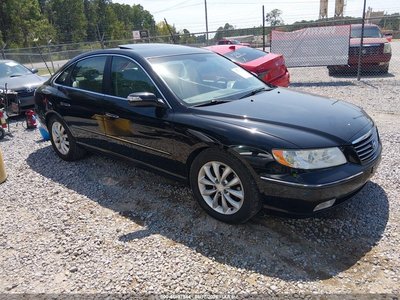 KMHFC46F68A****** 2008 Hyundai Azera