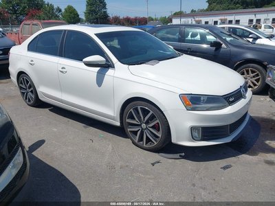 3VW5A7AJ4CM****** 2012 Volkswagen Jetta