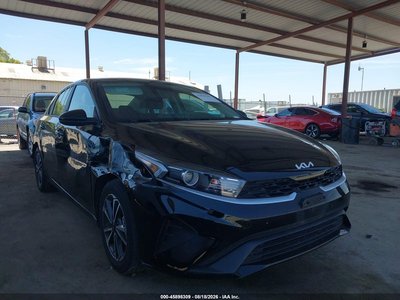 3KPF24AD6RE****** 2024 Kia Forte