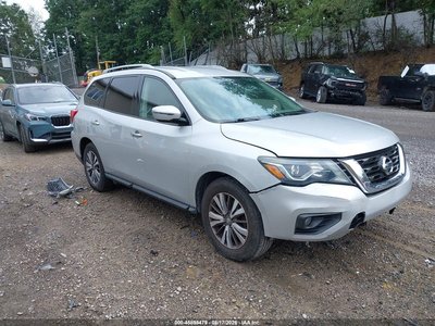 5N1DR2MM3JC****** 2018 Nissan Pathfinder