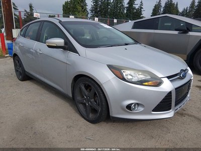 1FAHP3N25CL****** 2012 Ford Focus