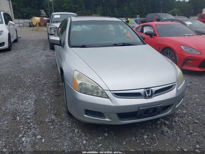 1HGCM55816A****** 2006 Honda Accord