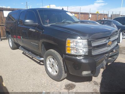 1GCRKTE76DZ****** 2013 Chevrolet Silverado 1500