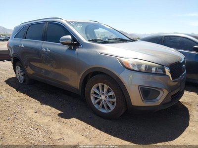 5XYPG4A32GG****** 2016 Kia Sorento