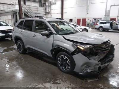 JF2SLDDC7SH****** 2025 Subaru Forester